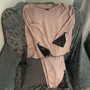 Women’s XL pajamas NWT cute lace on ankles and sleeves